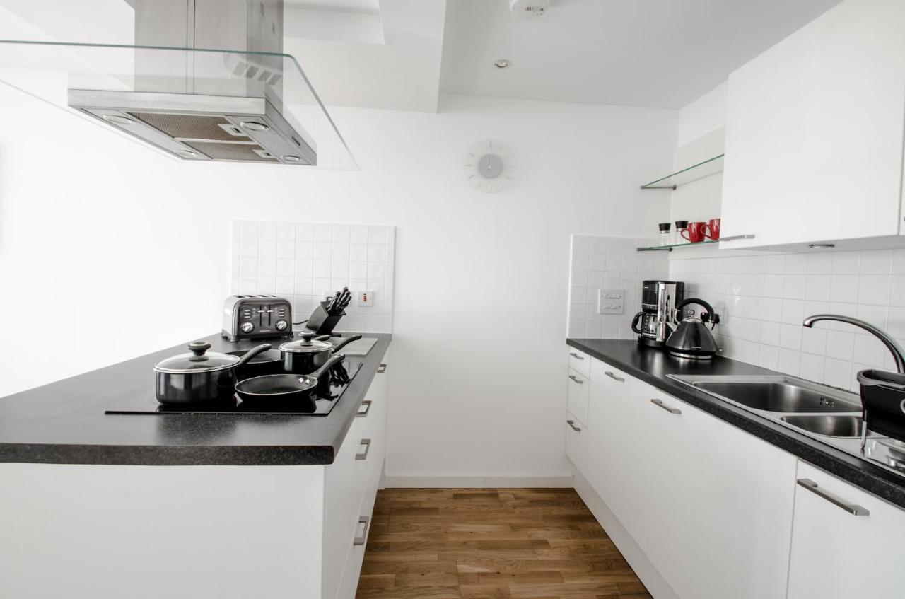 Orange Apartments Polmuir Gardens Only 7 Minutes To City Centre Aberdeen Exterior foto